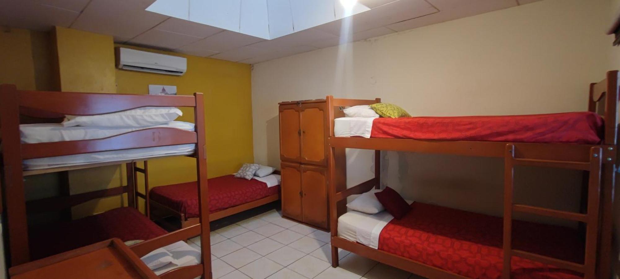 Flying Dog Hostel Iquitos Kültér fotó