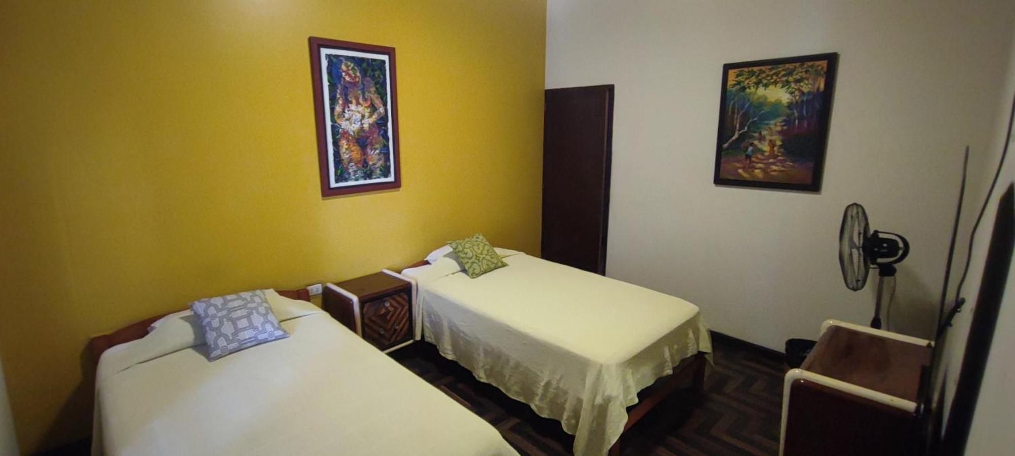 Flying Dog Hostel Iquitos Kültér fotó