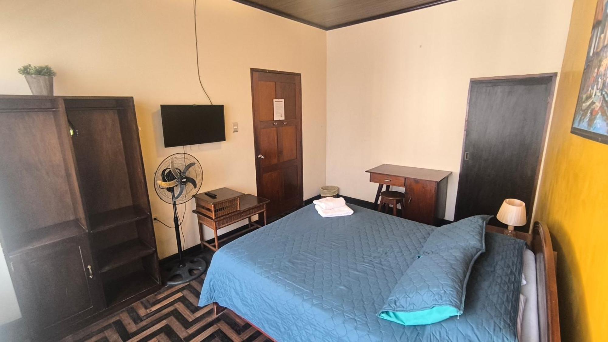 Flying Dog Hostel Iquitos Kültér fotó