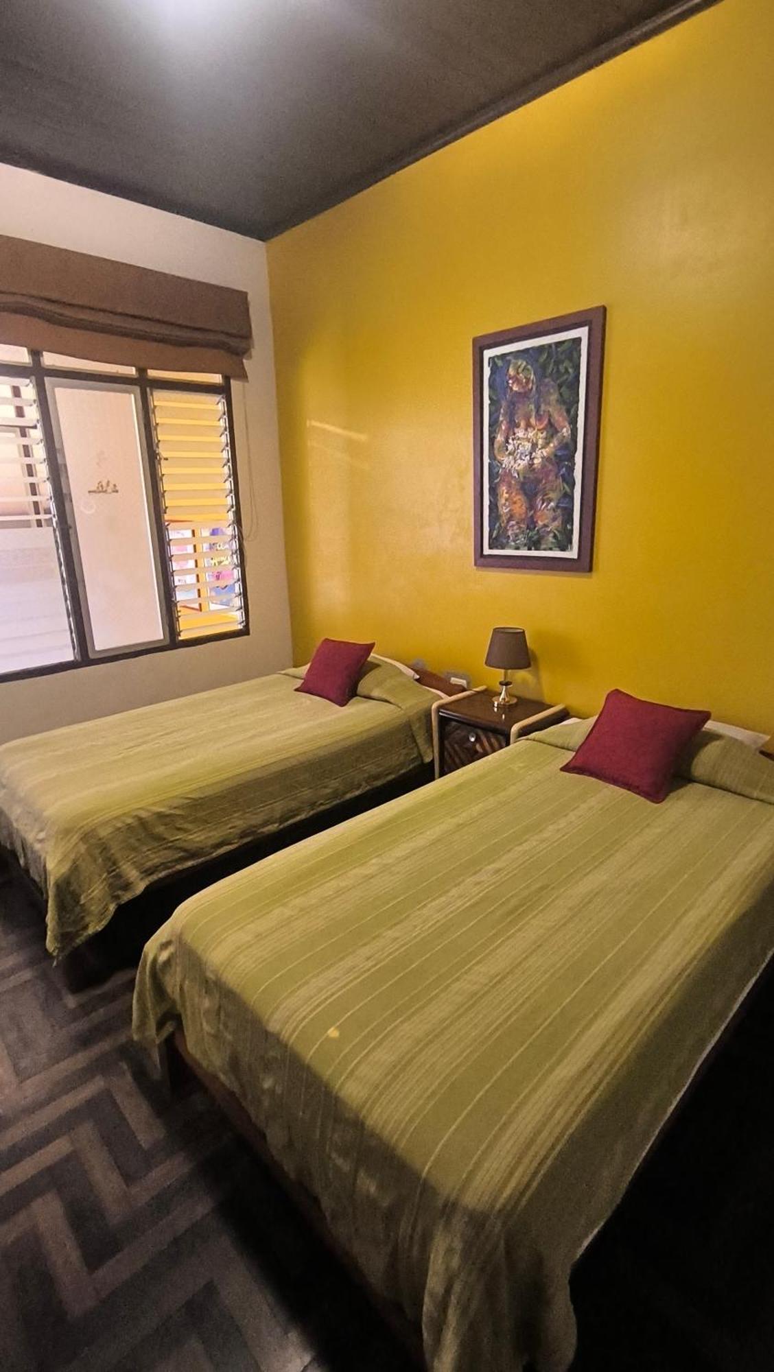 Flying Dog Hostel Iquitos Kültér fotó